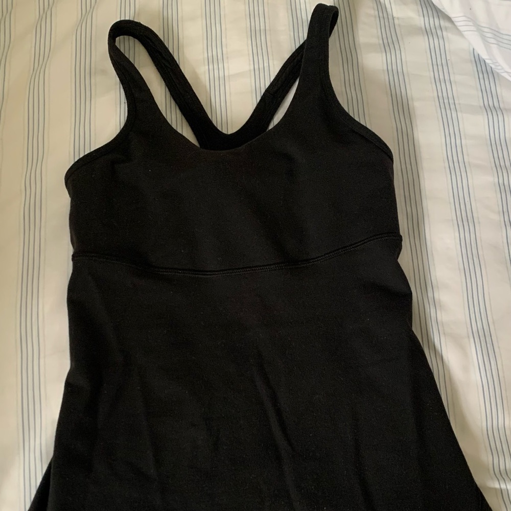 Lululemon top / black / size 6